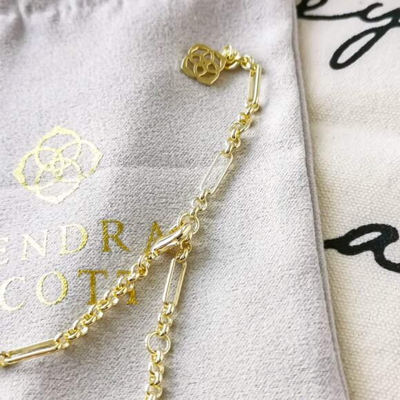 Kendra Scott Gold Pendant Necklace - Picture 3 of 3